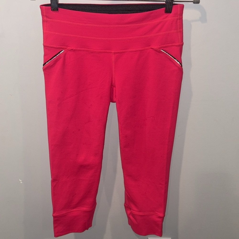 Athleta Relay Capri Pants Size Small Neon Pink/Orange/Heather Grey - Picture 2 of 12